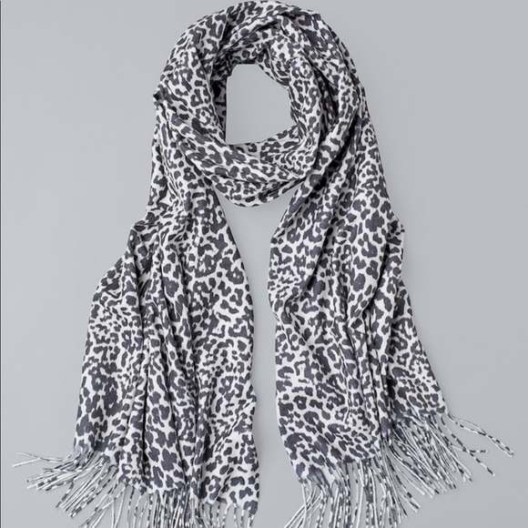 WHBM reversible animal print solid black wrap - Picture 1 of 9